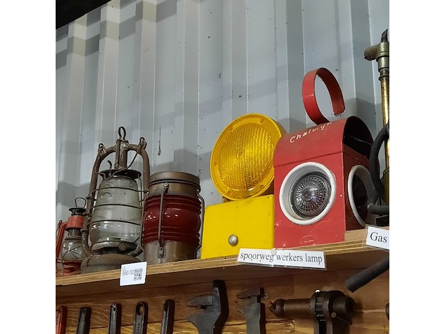 13x diverse stormlantaarns - afbeelding 2 van  9