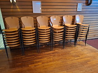 13x kantinetafel met 42 stoelen - afbeelding 1 van  4