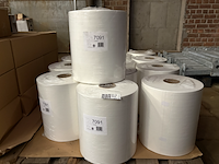 13x papierrol non-woven - afbeelding 1 van  4