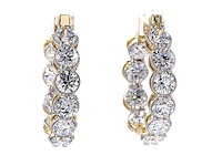 14 karaat geelgouden oorringen met 5,04 ct. diamant - afbeelding 3 van  5