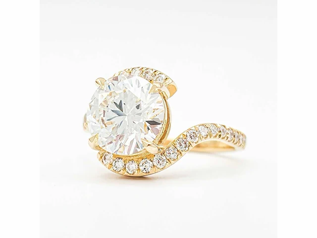 14 karaat geelgouden ring met 2,42 ct. diamant - afbeelding 2 van  12