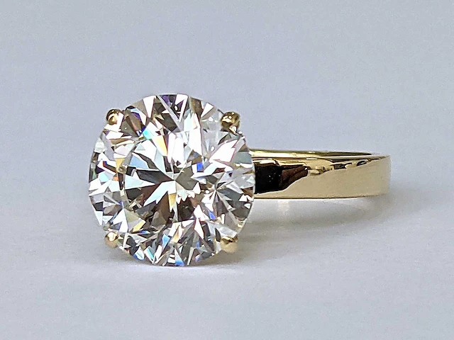 14 karaat geelgouden ring met 5,00 ct. diamant - afbeelding 2 van  11
