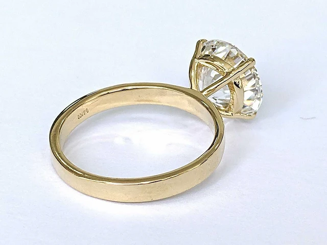 14 karaat geelgouden ring met 5,00 ct. diamant - afbeelding 9 van  11