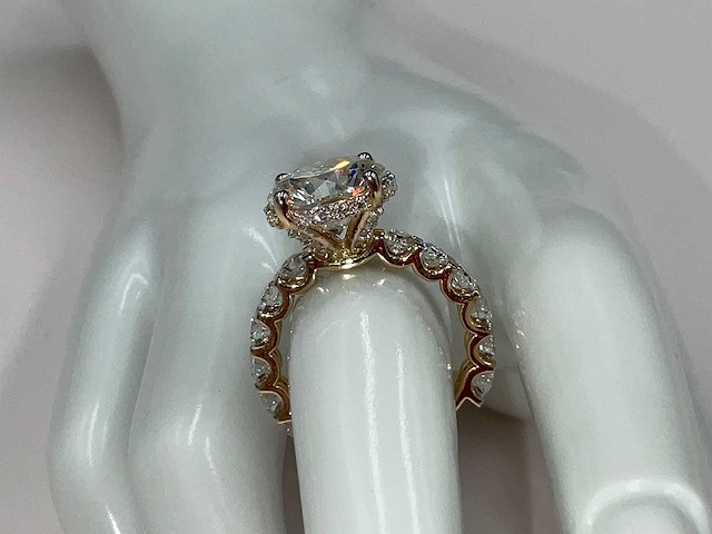 14 karaat geelgouden unieke ring met hoofddiamant 5,52 crt. - afbeelding 3 van  19