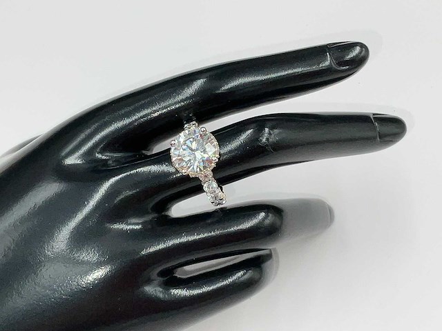 14 karaat geelgouden unieke ring met hoofddiamant 5,52 crt. - afbeelding 3 van  19