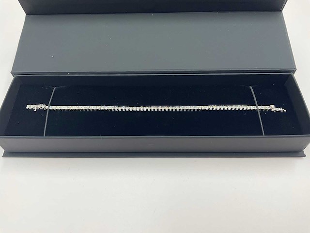 14 karaat witgouden armband met 4,82 crt. natuurlijke diamant - afbeelding 7 van  11
