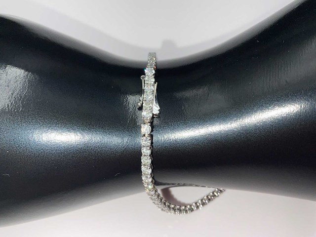 14 karaat witgouden armband met 4,82 crt. natuurlijke diamant - afbeelding 8 van  11