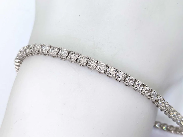 14 karaat witgouden armband met 5,56 crt. diamant - afbeelding 3 van  8