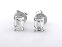 14 karaat witgouden oorstekers met 2,04 crt. diamant - afbeelding 1 van  6