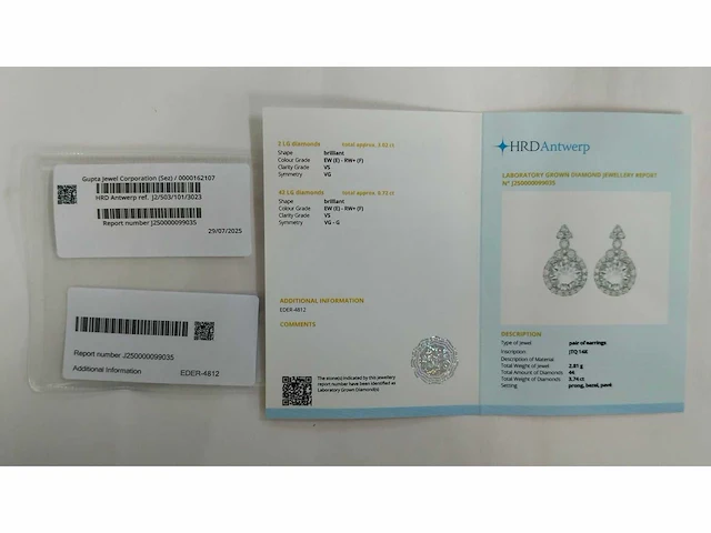 14 karaat witgouden oorstekers met 3,74 ct. diamant - afbeelding 2 van  5