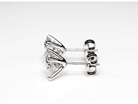 14 karaat witgouden oorstekers met 4,04 crt. diamant - afbeelding 6 van  7