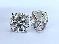 14 karaat witgouden oorstekers met 5,00 diamant - afbeelding 3 van  5