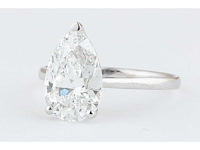 14 karaat witgouden ring met 2 ct. diamant