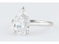 14 karaat witgouden ring met 2 ct. diamant
