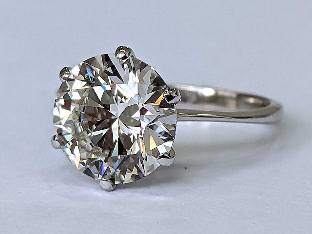 14 karaat witgouden ring met 3,04 crt diamant - afbeelding 1 van  9