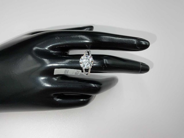 14 karaat witgouden ring met 4,02 crt diamant - afbeelding 1 van  9