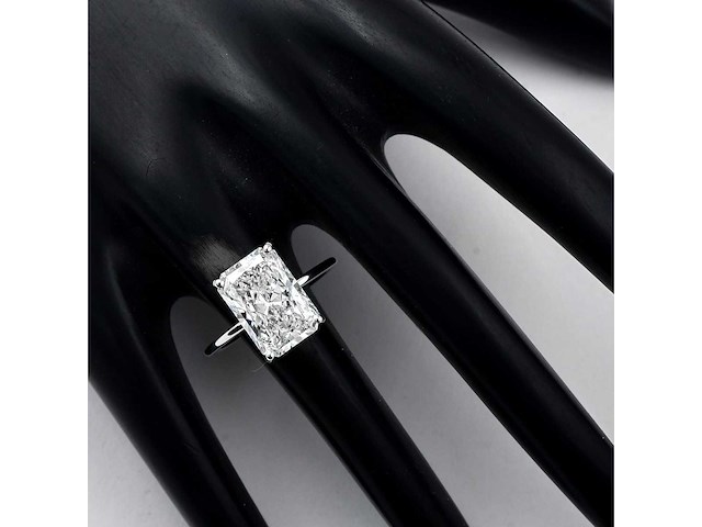 14 karaat witgouden ring met 5,04 ct. diamant - afbeelding 1 van  6