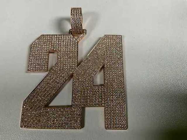 14 karaats roodgouden hanger met pave bezet met diamant - afbeelding 3 van  8