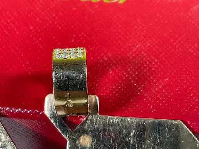 14 karaats roodgouden hanger met pave bezet met diamant - afbeelding 7 van  8