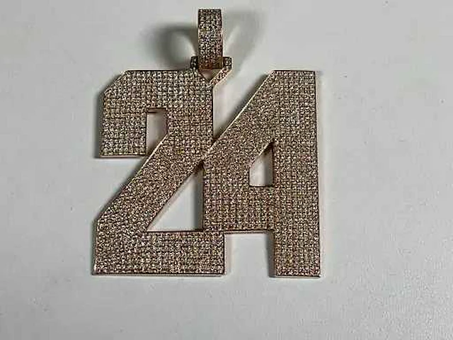 14 karaats roodgouden hanger met pave bezet met diamant - afbeelding 4 van  8