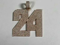 14 karaats roodgouden hanger met pave bezet met diamant - afbeelding 4 van  8