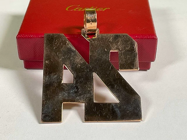 14 karaats roodgouden hanger met pave bezet met diamant - afbeelding 6 van  8