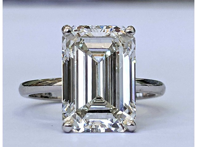 14 krt wit gouden ring met diamant 4,01 crt - afbeelding 2 van  2