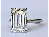 14 krt wit gouden ring met diamant 4,01 crt