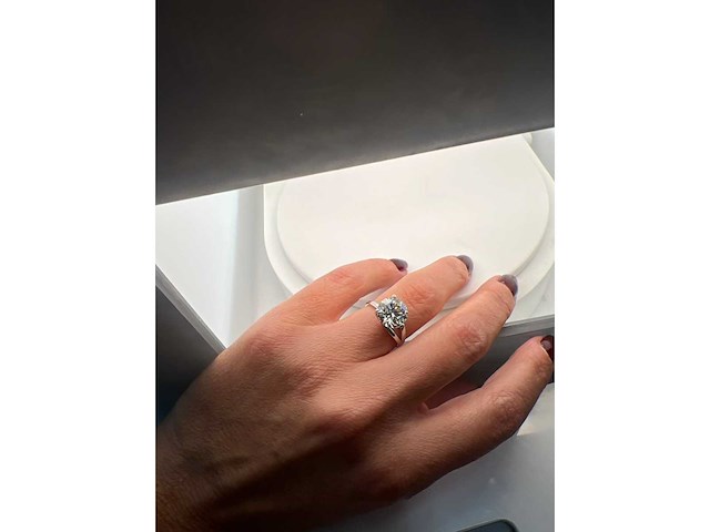 14 krt wit gouden ring met diamant 4,08 crt - afbeelding 3 van  7