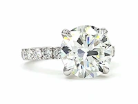 14 krt wit gouden ring met diamant 7,30 crt