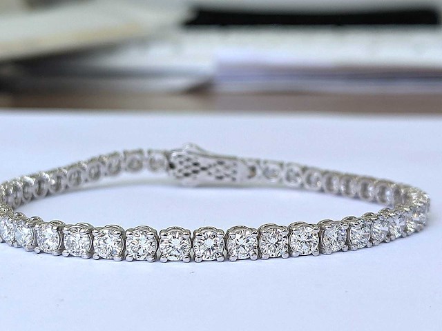 14 krt. witgouden armband met 48 diamanten met totaal 8,16 crt. diamant - afbeelding 4 van  7