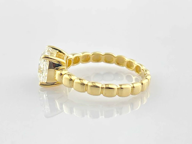 14 kt geelgouden ring met 2,05 cts laboratoriumgekweekte diamant - afbeelding 4 van  9