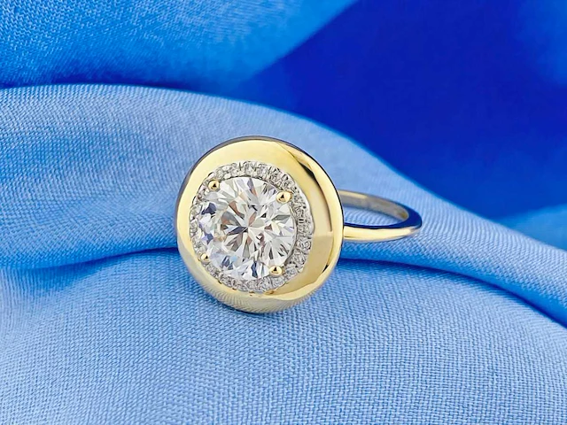 14 kt geelgouden ring met 2,11 cts laboratoriumgekweekte diamant - afbeelding 7 van  8