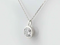 14 kt witgouden ketting met hanger van 2,10 cts en laboratoriumgekweekte diamant