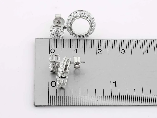 14 kt witgouden oorbel met 2,78 cts laboratoriumgekweekte diamant - afbeelding 7 van  8