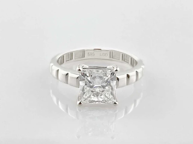 14 kt witgouden ring met 2,01 cts laboratoriumgekweekte diamant - afbeelding 1 van  9