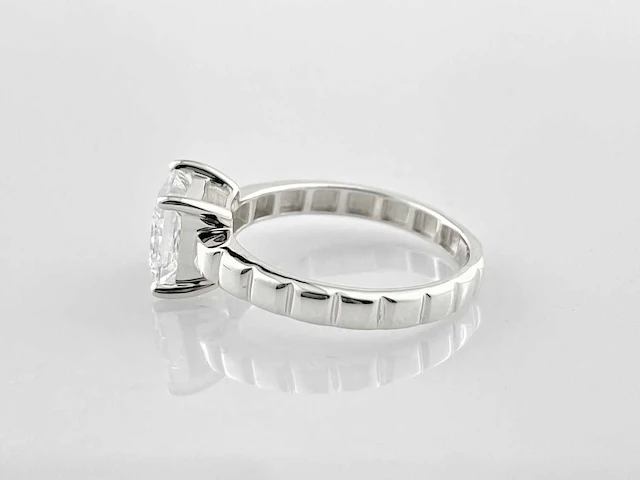 14 kt witgouden ring met 2,01 cts laboratoriumgekweekte diamant - afbeelding 6 van  9