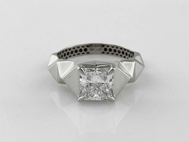 14 kt witgouden ring met 2,07 cts laboratoriumgekweekte diamant - afbeelding 1 van  11