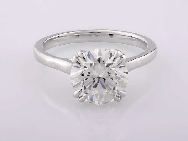 14 kt witgouden ring met 3,0 cts laboratoriumgekweekte diamant - afbeelding 1 van  7