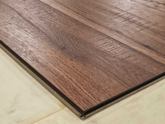 14 m2 laminaat plank - 1383 x 193 x 10 mm - afbeelding 2 van  3