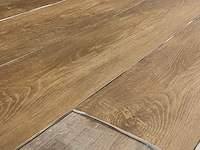 14 m2 pvc zelfklevend stroken - 1219 x 184 x 2,5 mm - afbeelding 2 van  3