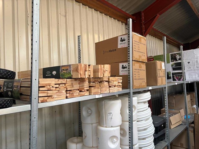 14 meter stelling met goederen - afbeelding 7 van  32