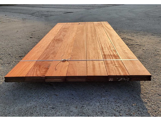 14 x padouk planken 21 x 140mm , lengte 215cm (4.2m2) - afbeelding 4 van  5