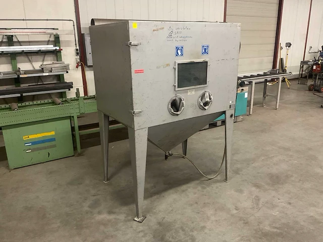 140/100/100 sy straalcabine - afbeelding 2 van  9