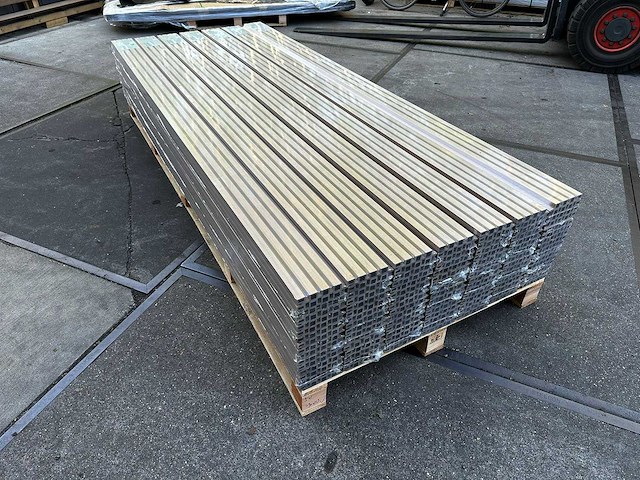 140x rhombus eiken gevelbekleding composiet incl. montagebeugels - 290 cm lang - afbeelding 4 van  5