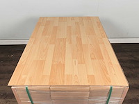 143 m2 laminaat plank - 1380 x 193 x 7 mm - afbeelding 1 van  2