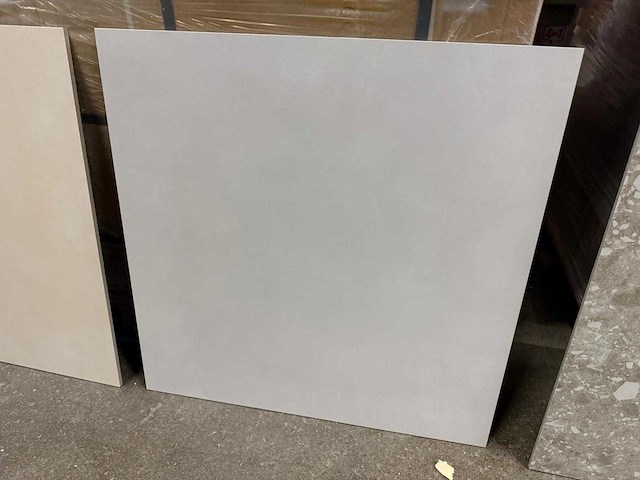 14,40 m2 keramische tegel lichtgrijs 60x60 - afbeelding 2 van  2