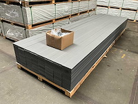 144x composiet vlonderplank grijs 400x14,5x2,1 cm met montageclips - afbeelding 1 van  2