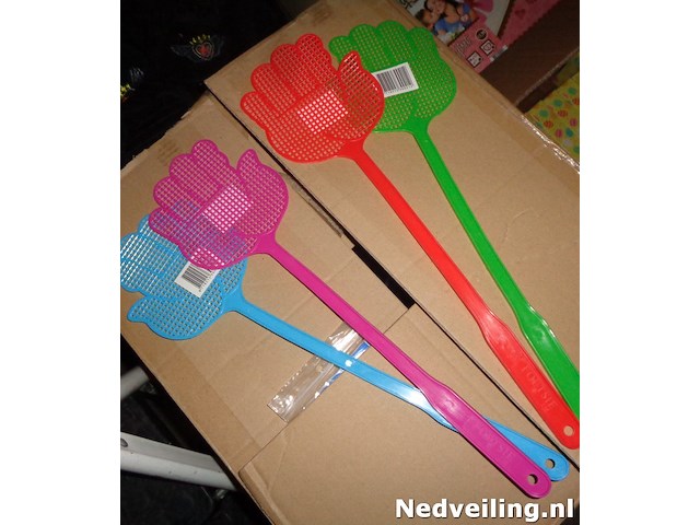 144x vliegenmeppers model hand in 4 kleuren - afbeelding 1 van  3