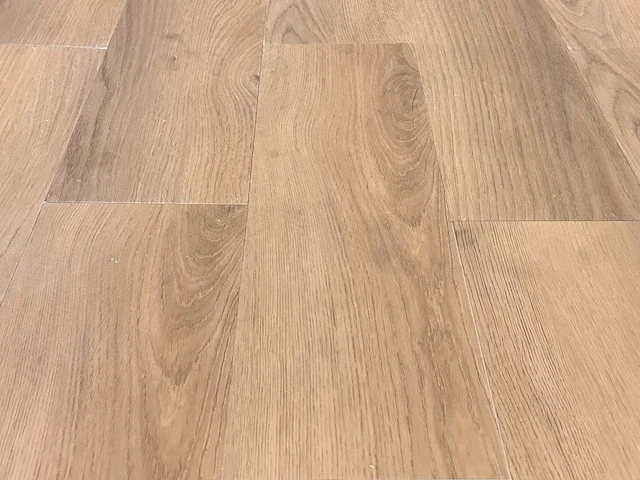 145 m2 pvc spc click plank - 520 x 150 x 4 mm - afbeelding 1 van  3